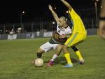 Partida do Blumenau contra o Barra, de Balnerio Cambori, no Estdio do Sesi, na noite do dia 2 de outubro. O Blumenau venceu o Barra, por 4 a 0, pela Terceirona catarinense. No incio da partida Chico, o Artilheiro de Deus, foi homenageado na despedida dos gramados.