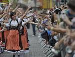 O terceiro desfile da 30 Oktoberfest reuniu cerca de 11 mil pessoas na Rua XV de Novembro, no Centro de Blumenau. Ao todo, 95 alegorias participaram do desfile que durou aproximadamente duas horas