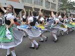 O terceiro desfile da 30 Oktoberfest reuniu cerca de 11 mil pessoas na Rua XV de Novembro, no Centro de Blumenau. Ao todo, 95 alegorias participaram do desfile que durou aproximadamente duas horas