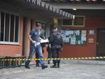 Policiais do Batalho de Operaes Especiais (Bope) fizeram a retirada do explosivo no incio da manh de sexta-feira. O explosivo foi levado at um local seguro e detonado em segurana por volta das 8h