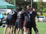 O segundo dia de disputas nos 53 Jasc movimentou atletas de 13 modalidades em Blumenau. Confira os registros dos fotgrafos do Santa nas competies de punhobol, bocha, jud, futsal e ginstica rtmica.