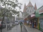 Chuva que comeou por volta das 17h em Blumenau, fez a temperatura cair para 26,2 C. Em janeiro, a cidade registrou o vero com temperaturas mais altas nos ltimos 83 anos