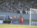 Com gols no segundo tempo, Metropolitano vence o Penapolense por 2 a 0 Partida, que marcou a estreia do tcnico Pingo, colocou o Verdo na vice-liderana do Grupo 8
