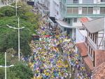 Manifestao nas ruas de Blumenau terminou s 18h30min de forma pacfica