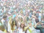 Crazy Holi colori Blumenau neste sbado, primeira edio do festival das cores na cidade.