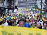 Manifestao em Blumenau reuniu 20mil pessoas segundo a PM.