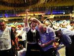 Sangria do Barril na primeira noite da Oktoberfest 2015 na Vila Germnica em Blumenau