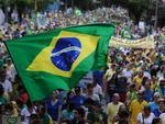 Mais de 60 mil pessoas protestam contra a corrupo em Blumenau