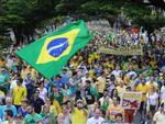 Mais de 60 mil pessoas protestam contra a corrupo em Blumenau