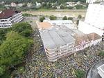 Mais de 60 mil pessoas protestam contra a corrupo em Blumenau