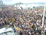 Navegay, um dos maiores blocos de sujos do sul arrasta uma multido pela orla em Navegantes.