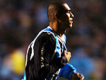 Ramón, autor do gol de pênalti que classificou o Grêmio para a semifinal da Libertadores 2007