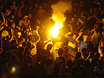 Tricolores agitam o estdio antes do jogo