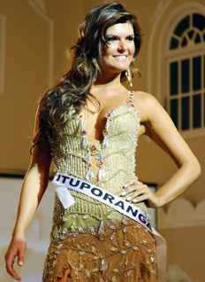A beleza de Gabriela é comparada à da atual Miss Brasil, Natália Guimarães - João Souza / Divulgação