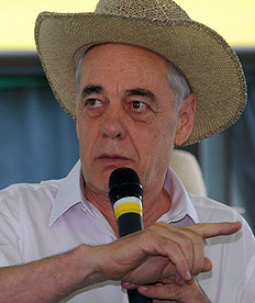 Elza Fiuza, ABr&nbsp;/&nbsp;