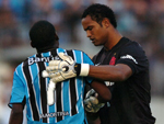 Bruno, alm de contar com a sorte, fechou o gol. O goleiro flamenguista fez grandes defesas no segundo tempo