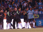 Perea comemora com a equipe gremista