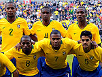 Brasil 3x2 Canad – A Seleo Brasileira enfrentou o Canad num amistoso disputado em Seattle, nos EUA. O jogo serviria de preparao para as Eliminatrias da Copa do mundo de 2010. Foto posada dos titulares