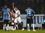 Dod fez o gol do Fluminense, de pnalti