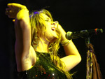 Cantora teve vrios momentos iluminados no palco – musicalmente falando