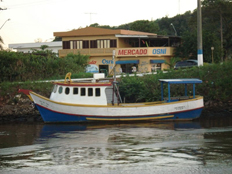 Leitor Pedro Izaias de Moraes, de Erechim (RS), enviou foto do barco "Anjo de Luz", com o qual participou de uma pescaria em fevereiro de 2008, em Balneário Piçarras acompanhado de Sérgio Luiz Vitcovski, dono da embarcação que morreu na tragédia - Arquivo Pessoal/Pedro Izaias de Moraes Leitor Pedro Izaias de Moraes, de Erechim (RS), enviou foto do barco "Anjo de Luz", com o qual participou de uma pescaria em fevereiro de 2008, em Balneário Piçarras acompanhado de Sérgio Luiz Vitcovski, dono da embarcação que morreu na tragédia - Arquivo Pessoal/Pedro Izaias de Moraes