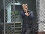 24 HORAS: Jack Bauer merece entrar para sua coleo, ainda mais com a arma na mo.