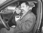 Zca Amaral com a esposa Tanira, mateando e ligados na radio AM Rural em So Borja