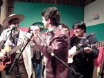 Elton, Lo Almeida e Daniel Torres
