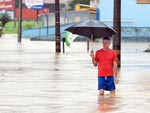 Ruas de Guaramirim tambm ficam cheias com o excesso de chuva