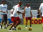 Vern (centro)  a esperana de gols da equipe argentina