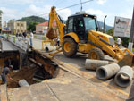 Obras de reconstruo da ponte Vailatti, em Jaragu do Sul