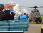 Donativos para os atingidos pela chuva em SC chegam ao aeroporto de Navegantes
