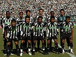 Time do Figueirense posa para foto antes da partida