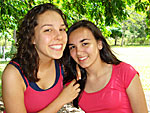 Juliana da Silveira e Thailini Mello