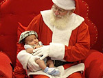 Marvin com o Papai Noel no primeiro Natal de sua vida