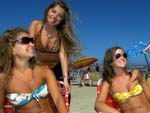 Grupo de amigas da argentina curtiu o dia de sol no litoral gacho