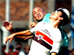 Alex Mineiro (foto) marcou o terceiro gol gremista na partida