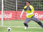 O goleiro Lauro segue sendo o defensor ttular da equipe colorada