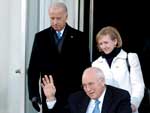 Dick Cheney (D), e o vice-presidente eleito de los Estados Unidos, Joe Biden