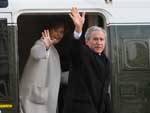 George W. Bush and Laura Bush deram adeus  Casa Branca e retornaram  condio de cidado comum
