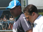 O tcnico Celso Roth elogiou o estado do gramado suplementar do Olmpico