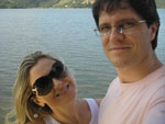 O casal Rogria e Alexandre curtindo um momento de alegria em Floripa (foto enviada:23/01/09)