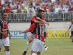 Marcelo Silva comemora com William mais um gol do Joinville sobre o Figueirense
