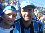 Pai e filho, Robson e Mateus Gassen na estreia do Grmio em Santa Maria
