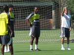  tarde o time viaja para Iju, onde enfrentar o So Luiz amanh