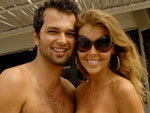 Os belos Thiago Lobo e Liza Heiderscheidt na embaixada de Jurer