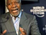 Ex-secretrio geral das Naes Unidas e atual presidente do Frum Econmico, Kofi Annan, discursa na reunio de quarta-feira (28)