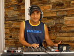 A picape tambm foi comandada pelo residente DJ Robson, durante o Day Club em Jurer, na sexta, 15