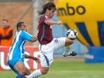 Zagueiro Santn, do Caxias, entrou na partida aos 25 minutos do segundo tempo