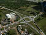 Motoristas enfrentam congestionamento aps a abertura da estrada municipal que cruza a BR-392 e d acesso ao municipio de Capo do Leo